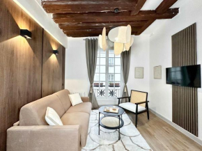 Unique studio near Notre-Dame